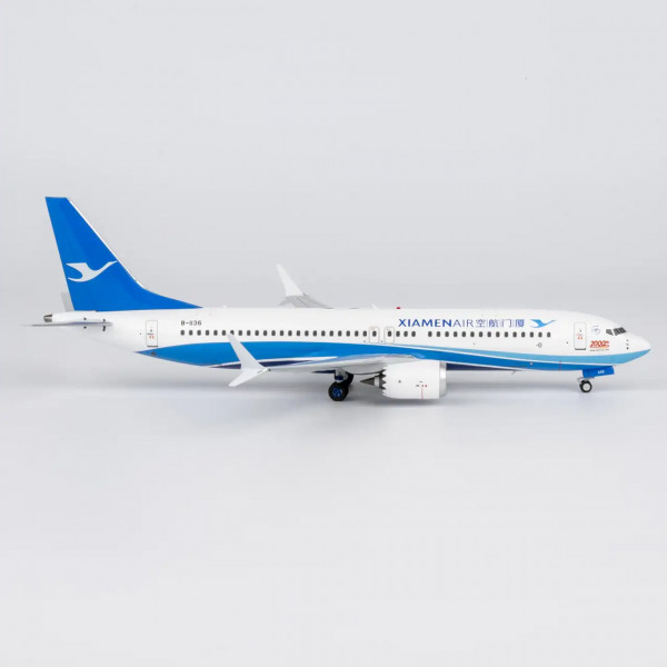 NG Model Boeing 737-MAX8 Xiamen "2000th Boeing Aircraft for China" B-1136 1:200 Modellflugzeug