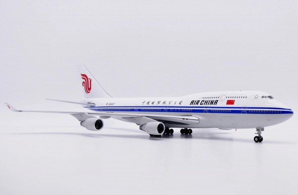 JC Wings Boeing 747-400 Air China B-2447 1:200 Modellflugzeug