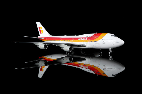 SQ Wings Boeing 747-300 Iberia TF-ATI 1:200 Modellflugzeug