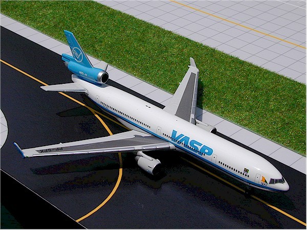 McDonnell Douglas MD-11 Viação Aérea São Paulo (VASP) PP-SPK Scale 1/400