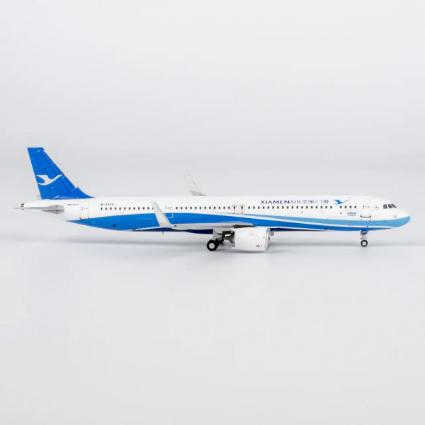 NG Model Airbus A321neo Xiamen "First Airbus for Xiamenair" B-32CU 1:400 Modellflugzeug