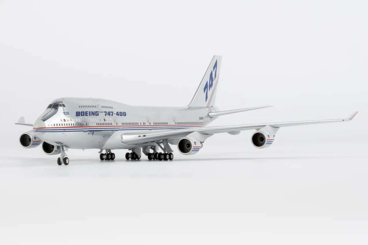 Modello Aereo Boeing 747-400 N401PW Patriot Model – Scala 1:400, Colori House, Diecast - Foto 4