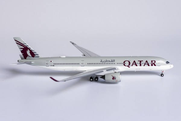 Airbus A350-900 Qatar Airways A7-AME Scale 1/400