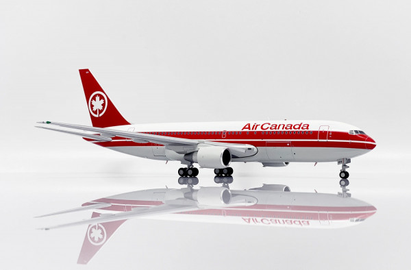 JC Wings Boeing 767-200ER Air Canada C-GDSS 1:200 Modellflugzeug