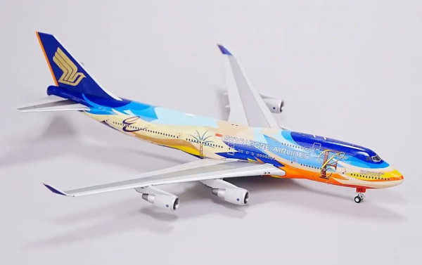 HX Models Boeing 747-400 Singapore "Tropical" 9V-SPK 1:400 Modellflugzeug