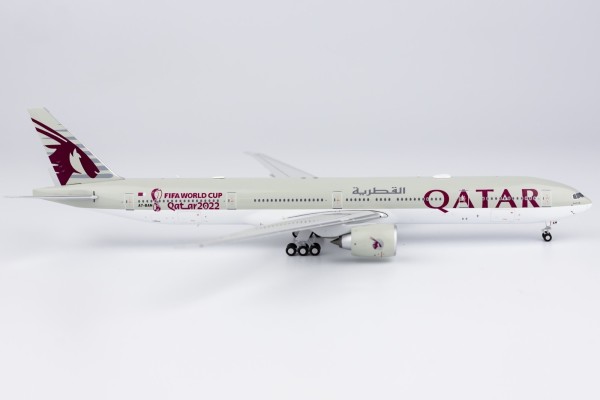 Boeing 777-300ER Qatar Airways with "FIFA World Cup Qatar 2022" title A7-BAN Scale 1/400