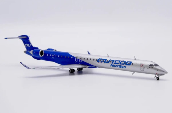 JC Wings Bombardier CRJ1000 House Color "NextGen" C-FNXG 1:400 Modellflugzeug