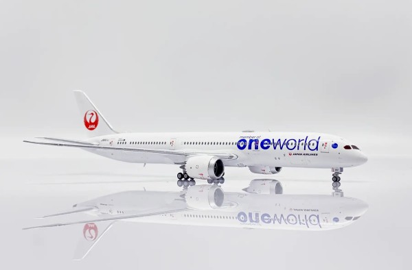 Boeing 787-9 Dreamliner Japan Airlines "OneWorld Livery" Flaps Down Version JA861J Scale 1/400 Modellflugzeug