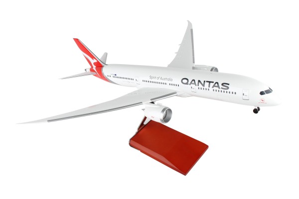 Boeing 787-9 Qantas VH-ZNA Scale 1/100 w/Gear