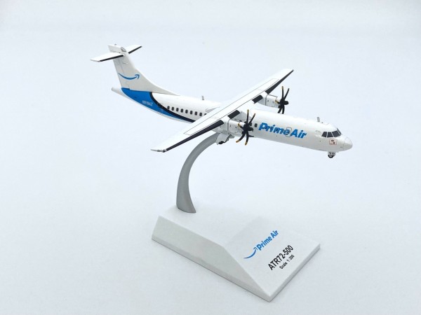 Avions de Transport Régional ATR42-500F Amazon Prime Air N919AZ Scale 1/200