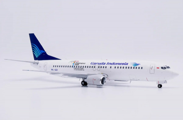 JC Wings Boeing 737-800 Garuda Indonesia "Visit Indonesia 2008" PK-GZI 1:200 Modellflugzeug