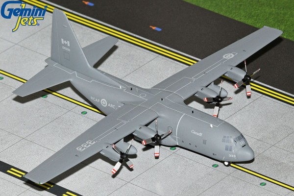 GeminiJets Lockheed CC-130H Hercules RCAF Royal Canadian Air Force 130333 1:200 Modellflugzeug
