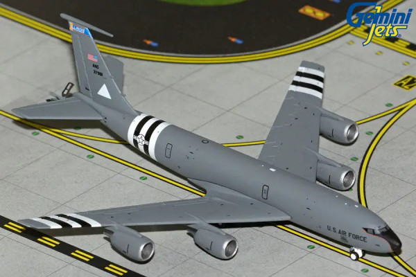 Boeing KC-135R Stratotanker U.S. Air Force USAF "Illinois ANG" 63-7981 1:400 Modellflugzeug