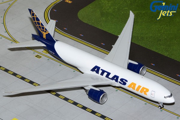 GeminiJets Boeing 777-200LRF Atlas Air N703GT 1:200 Modellflugzeug