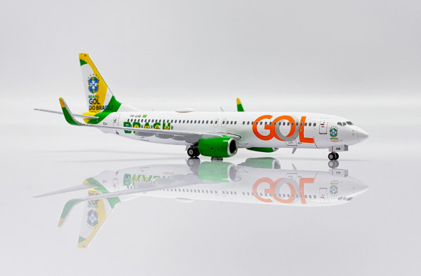 JC Wings Boeing 737-800 GOL "GOL DO BRASIL!" PR-GXB 1:400 Modellflugzeug