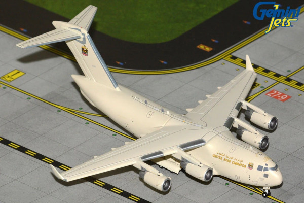 GeminiJets Boeing C-17A Globemaster III United Arab Emirates Air Force 1228 1:400 Modellflugzeug