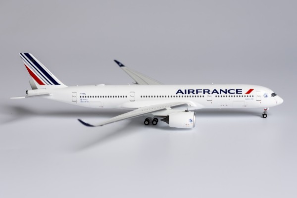 Airbus A350-900 Air France updated new livery F-HTYL Scale 1/400