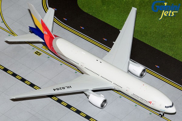 Boeing 777-200ER Asiana Airlines HL8284 Scale 1/200