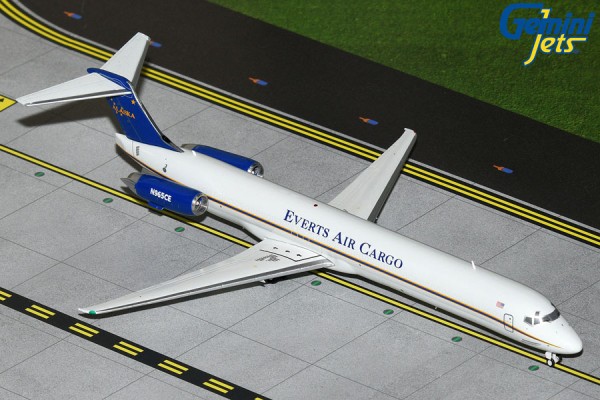 GeminiJets McDonnell Douglas MD-80SF Everts Air Cargo N965CE 1:200 Modellflugzeug