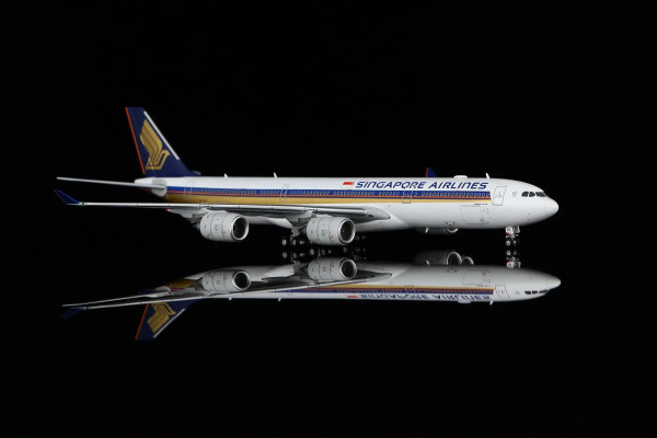 HX Models Airbus A340-500 Singapore 9V-SGD 1:400 Modellflugzeug