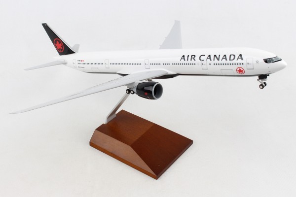 Boeing 777-300 Air Canada with Wood Stand C-FKAU 1/200