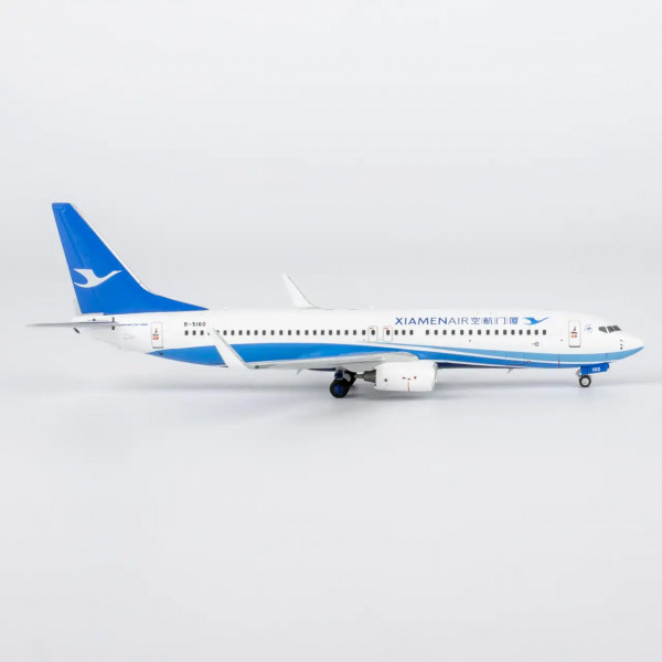 NG Model Boeing 737-800 Xiamen current colors B-5160 1:400 Modellflugzeug
