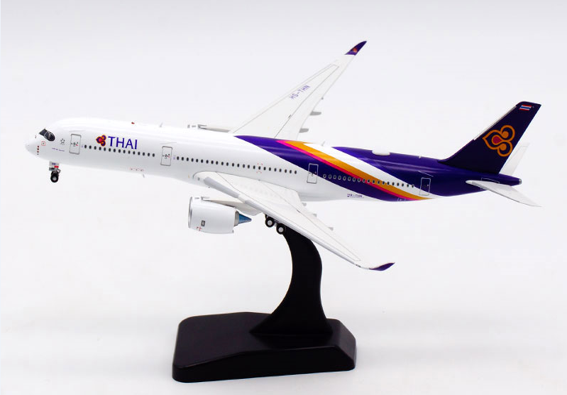 Airbus A350-941 Thai Airways International HS-THN Scale 1/400