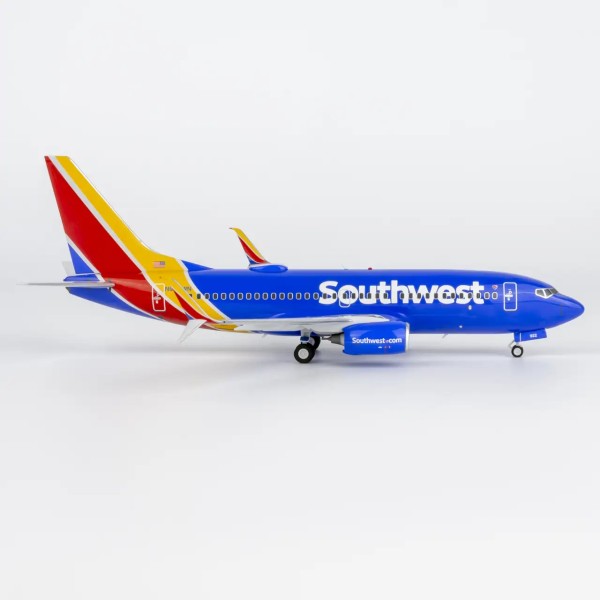 NG Model Boeing 737-700 Southwest "heart" N922WN 1:200 Modellflugzeug