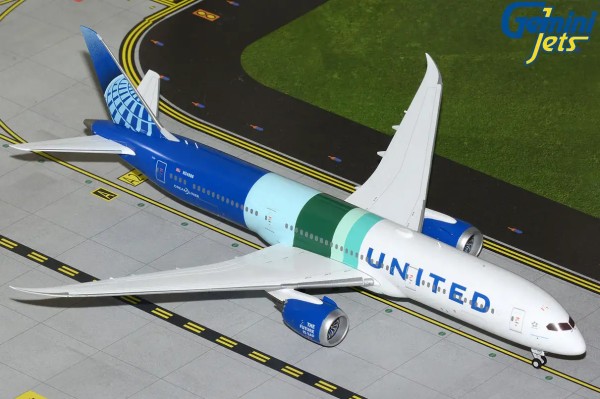 GeminiJets Boeing 787-9 United "The Future is SAF" N24988 1:200 Modellflugzeug