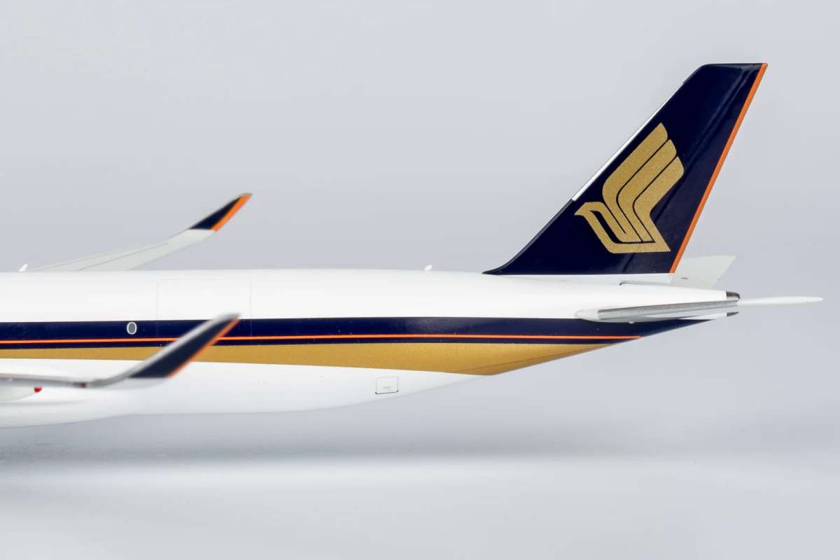 Limox SWISS Airbus 350-900 Maquette d'avion, 1:400