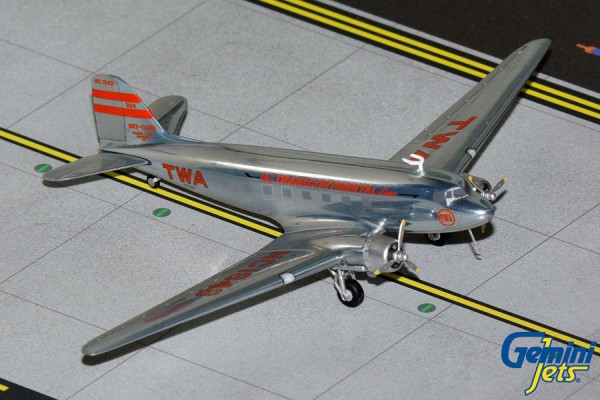 GeminiJets Douglas DC-3 Trans World TWA NC1943 1:200 Modellflugzeug