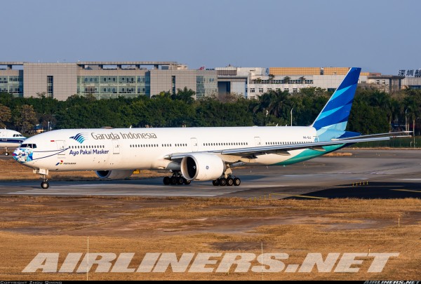 Boeing 777-300ER Garuda Indonesia "Ayo Pakai Masker" Flaps Down Version PK-GIJ Scale 1/200