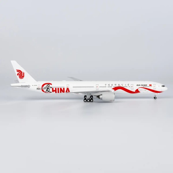 NG Model Boeing 777-300ER Air China "Love China" B-2006 1:400 Modellflugzeug