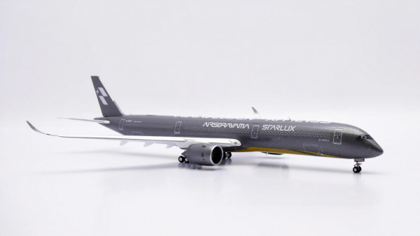 JC Wings Airbus A350-1000 Starlux "Airsorayama Silver" Flaps Down B-58553 1:400 Modellflugzeug