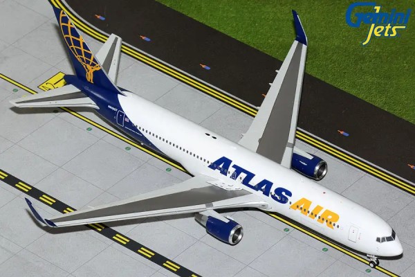 GeminiJets Boeing 767-300ER Atlas Air N649GT 1:200 Modellflugzeug
