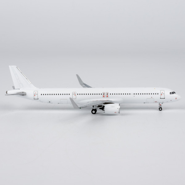 NG Model Airbus A321neo Blank white Model 1:400 Modellflugzeug