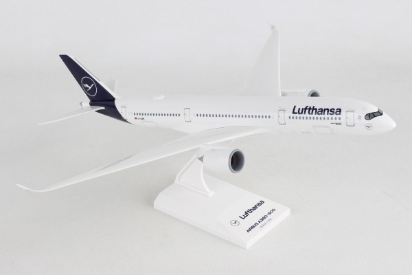 Airbus A350-900 Lufthansa New Livery D-AIXM Scale 1/200