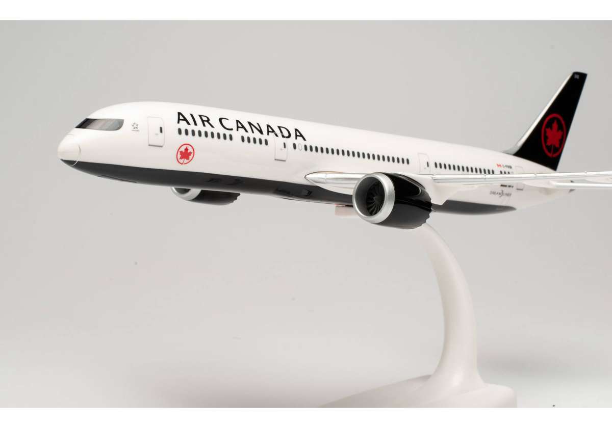 Herpa Boeing 707-320 Braniff International – Maquette Snap-fit 1/144 – Avion Miniature Avec Support – Collection – Plastique