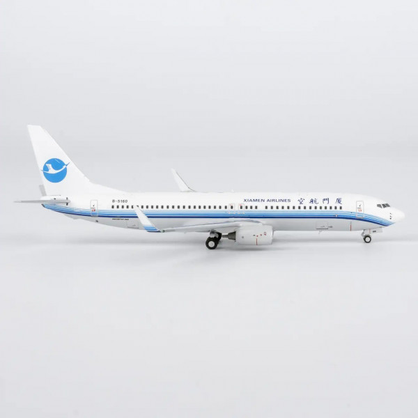 NG Model Boeing 737-800 Xiamen revised old colors B-5160 1:400 Modellflugzeug