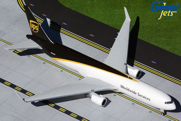 Boeing 767-300EF UPS Airlines (United Parcel Service) N322UP Scale 1/200