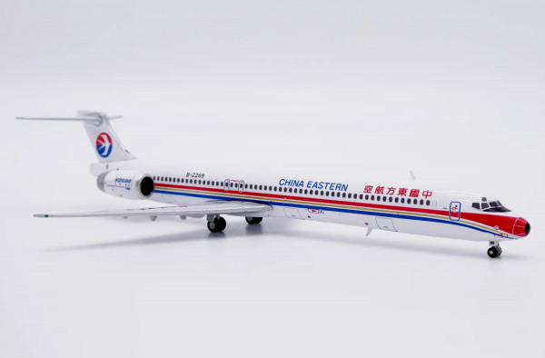 JC Wings McDonnell Douglas MD-90 China Eastern B-2269 1:400 Modellflugzeug