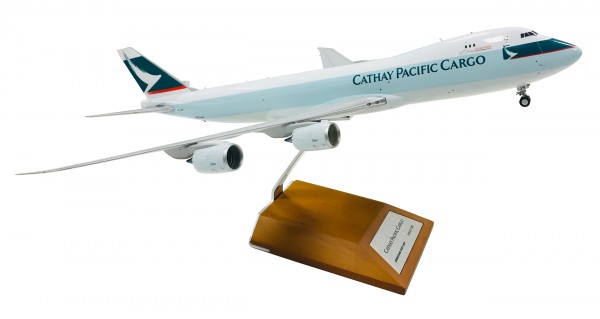Boeing 747-8F Cathay Pacific Cargo B-LJM Scale 1/200