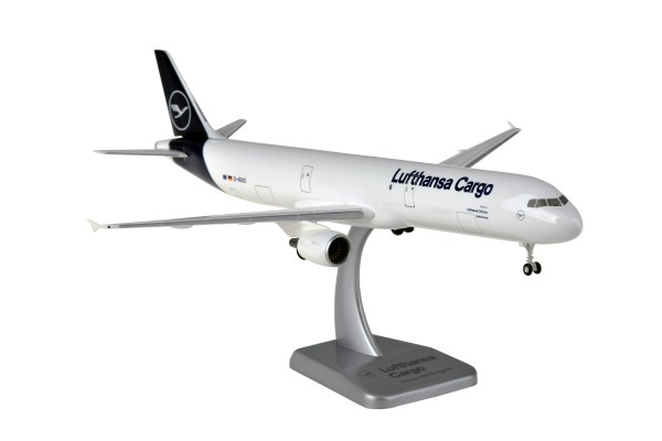 Airbus A321-200F Lufthansa Cargo New Livery "Hello Europe" D-AEUC Scale 1:200