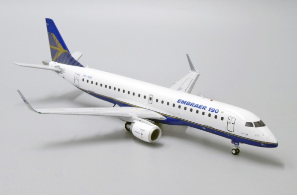 Embraer 190-100IGW House Color PP-XMI Scale 1/200