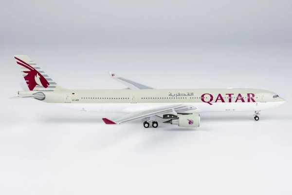 NG Model Airbus A330-300 Qatar Airways A7-AEE Modellflugzeug