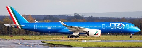 Airbus A350-900XWB ITA Airways Flaps Down Version EI-IFA Scale 1/200