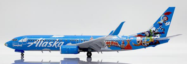 JC Wings Boeing 737-800 Alaska "Pixar Pier" N537AS 1:200 Modellflugzeug