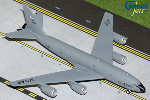 Boeing KC-135RT Stratotanker U.S. Air Force "McConnell Air Force Base" 62-3534 Scale 1/200