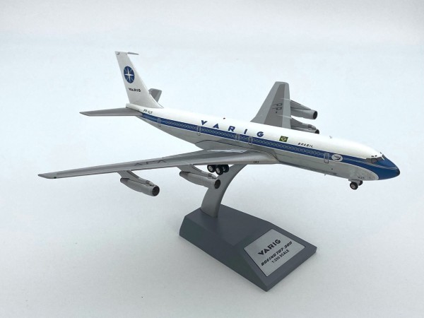 Boeing 707-300 VARIG PP-VJY Scale 1/200 plus Stand