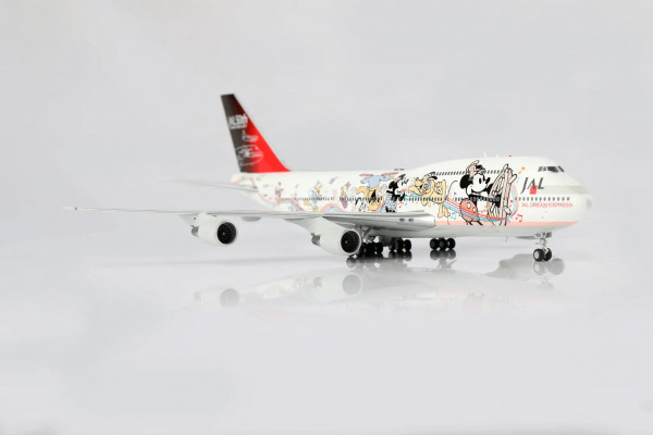 SQ Wings Boeing 747-400 JAL Japan NO.1 "JAL Dream Express Friends" JA8908 1:200 Modellflugzeug